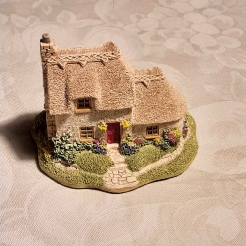Lilliput Lane "The Pu$$y Willow"
